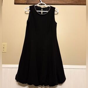 Elegant Black Sleeveless Dress